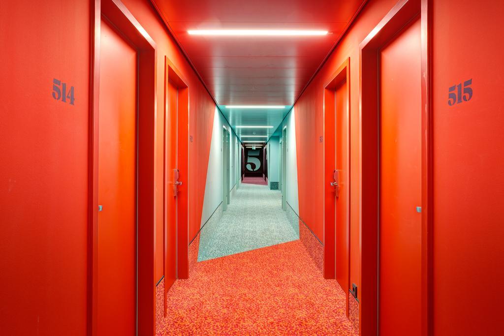Meininger Hotel Leipzig Hauptbahnhof Exteriör bild
