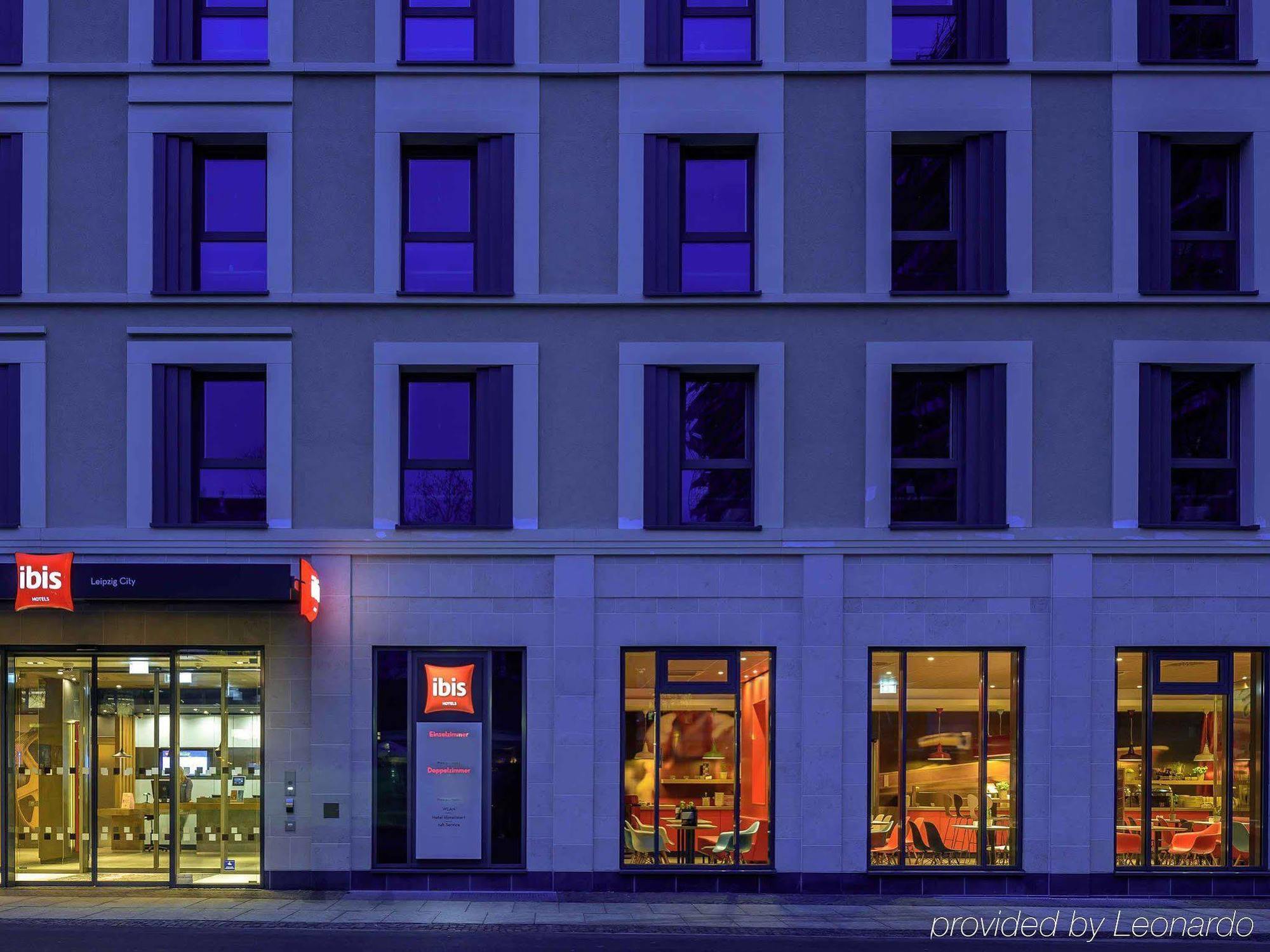 Meininger Hotel Leipzig Hauptbahnhof Exteriör bild