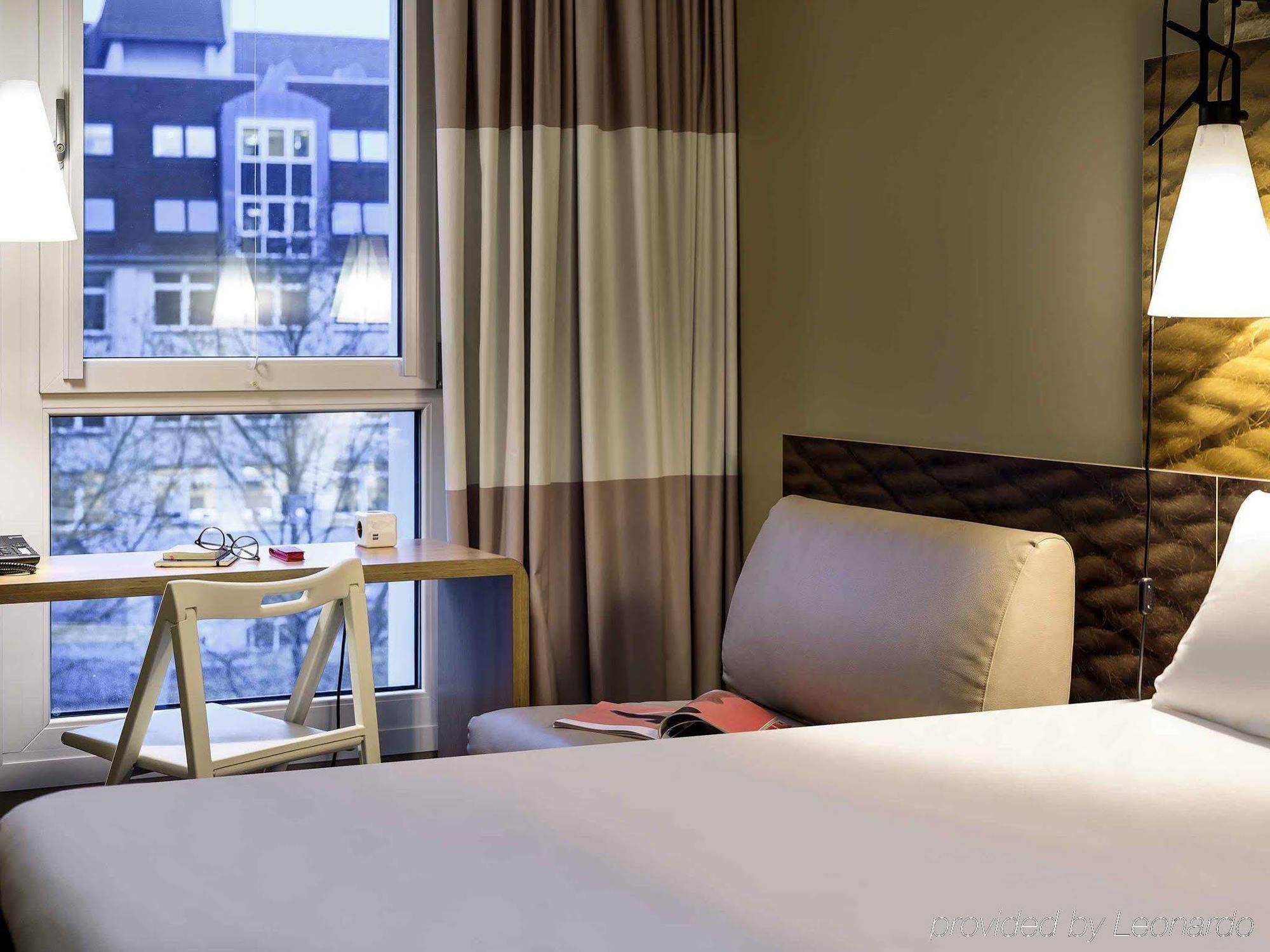 Meininger Hotel Leipzig Hauptbahnhof Exteriör bild