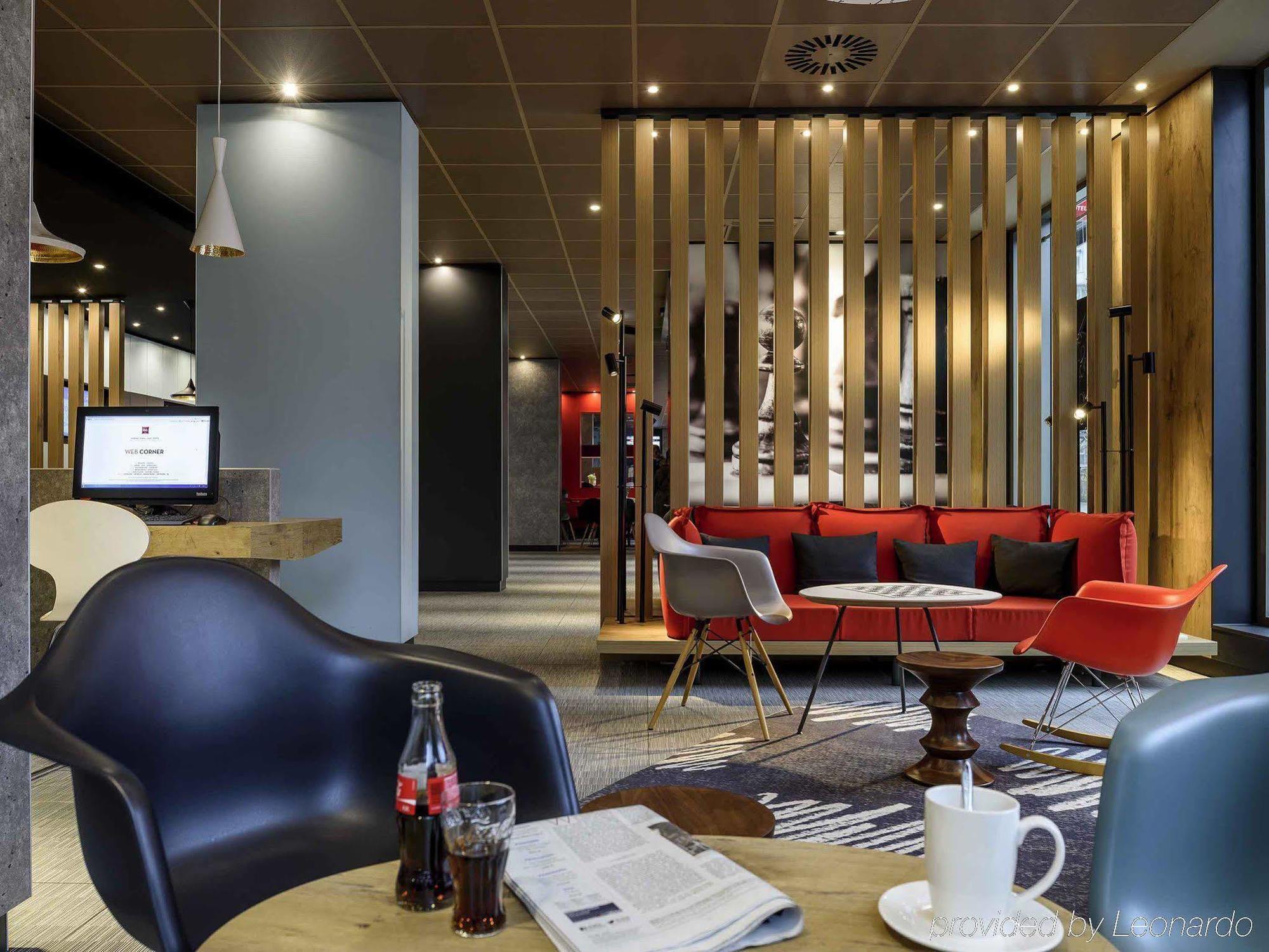 Meininger Hotel Leipzig Hauptbahnhof Exteriör bild